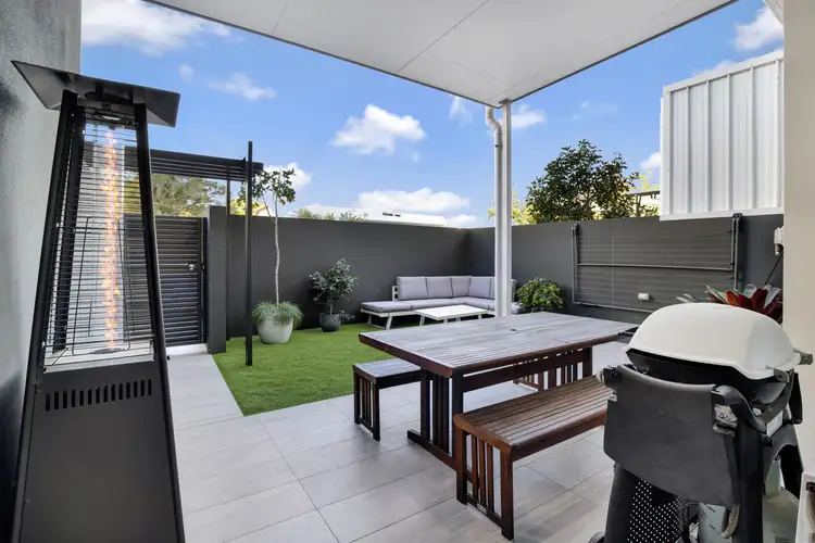 2001/77 Bride Street, Wynnum QLD 4178