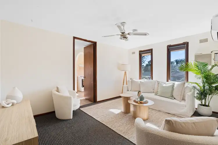 Fourth view of Homely house listing, 2 Pemworth Close, Wyoming NSW 2250