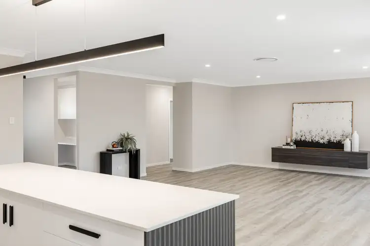 Sixth view of Homely house listing, 4 Mirambeena Drive, Highfields QLD 4352