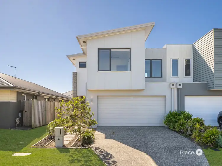 10 Buccaneer Street, Newport QLD 4020