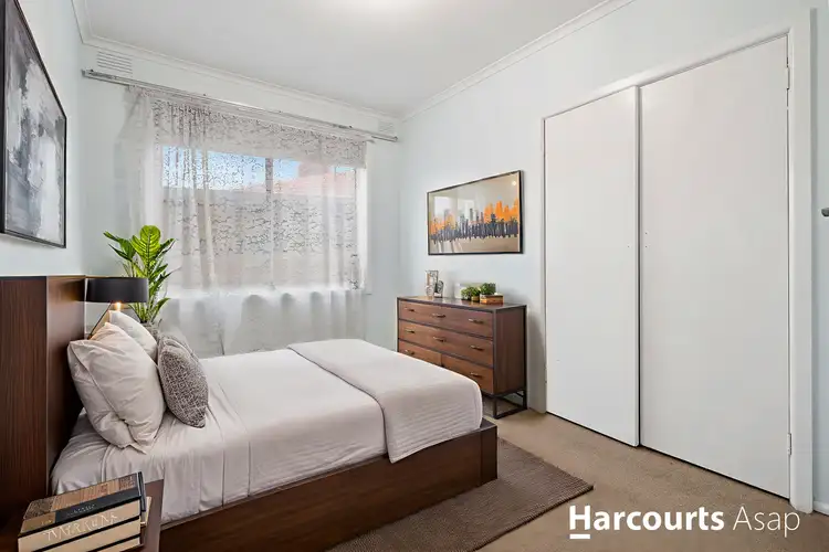 Fifth view of Homely house listing, 8 Como Court, Dandenong North VIC 3175