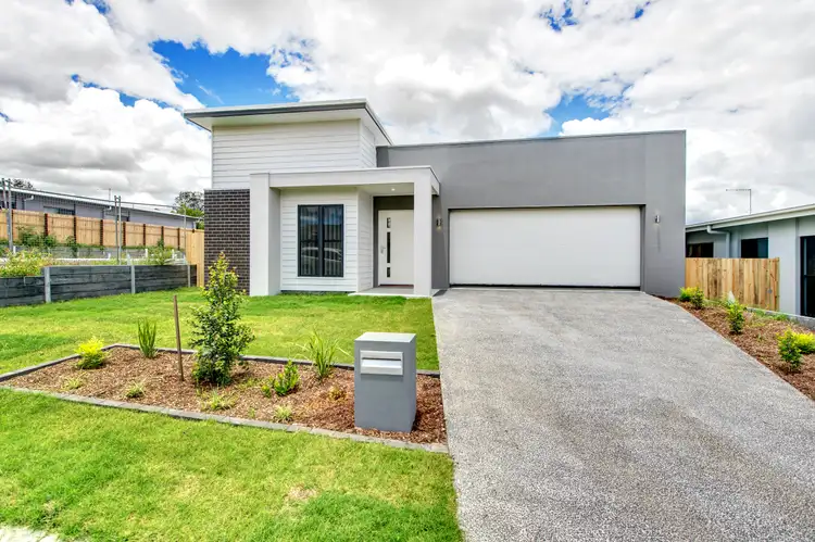 13 Angelsea Street, Greenbank QLD 4124