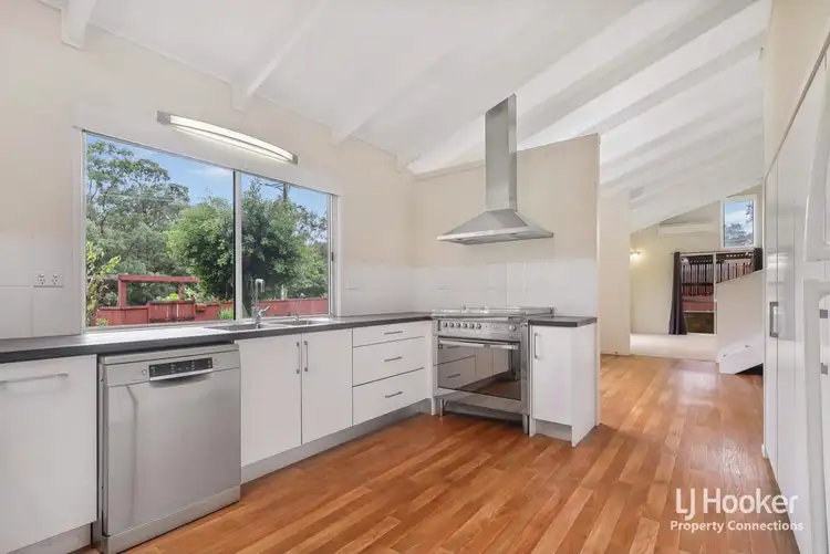 12 Allison Drive West, Kallangur QLD 4503