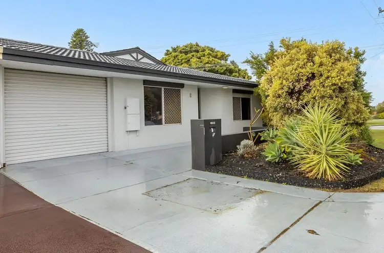 8 Macquarie Avenue, Padbury WA 6025