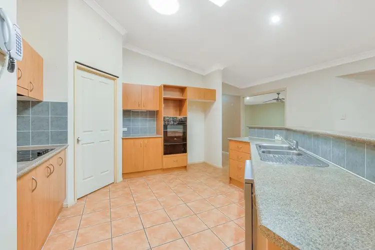 Fifth view of Homely house listing, 2 Laurel Place, Tweed Heads West NSW 2485