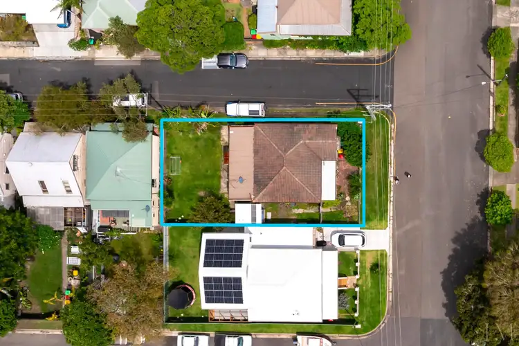 Second view of Homely house listing, 27 Tighes Terrace, Tighes Hill NSW 2297