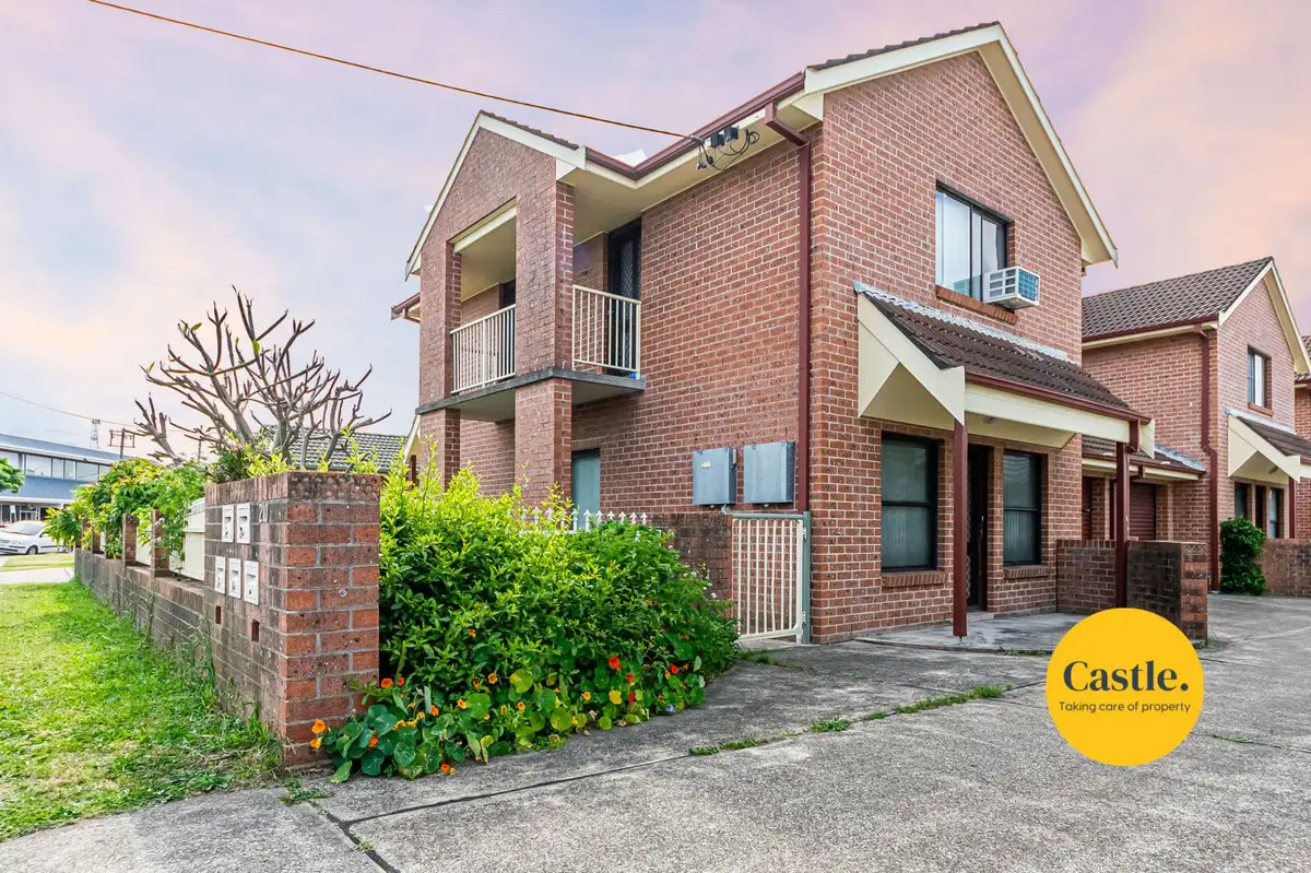 Main view of Homely unit listing, 1/210 Denison Street, Broadmeadow NSW 2292