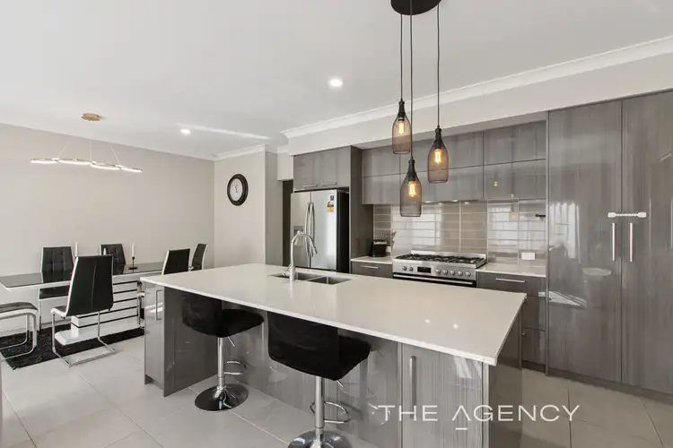 19 Lockwood Way, Aveley WA 6069