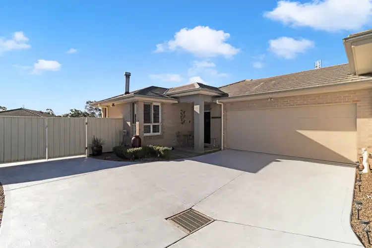 Second view of Homely unit listing, 2/7 Lindeman Grove, Cessnock NSW 2325