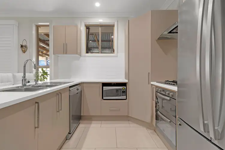 Third view of Homely unit listing, 2/7 Lindeman Grove, Cessnock NSW 2325