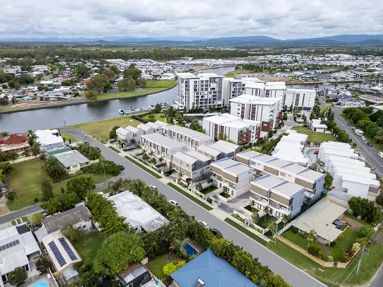 13 Nelson Avenue, Hope Island QLD 4212