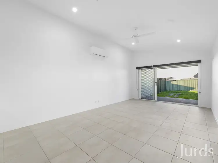 Fifth view of Homely semi-detached listing, 1/10 Waterfort Close, Bellbird NSW 2325