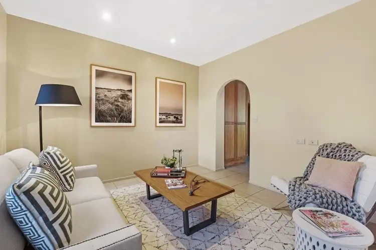 Sixth view of Homely house listing, House 2/25 Warana Avenue, Mount Lofty QLD 4350