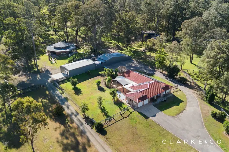 15 & 15A Nottage Hill Close, Branxton NSW 2335