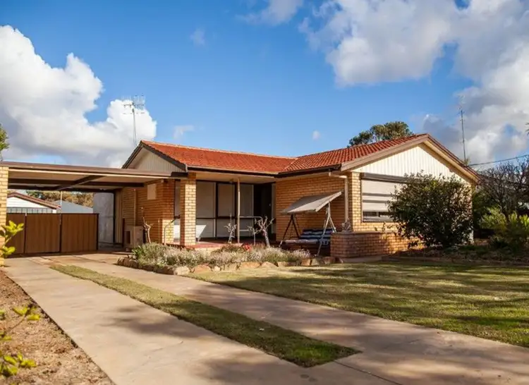 3 South Terrace, Cleve SA 5640