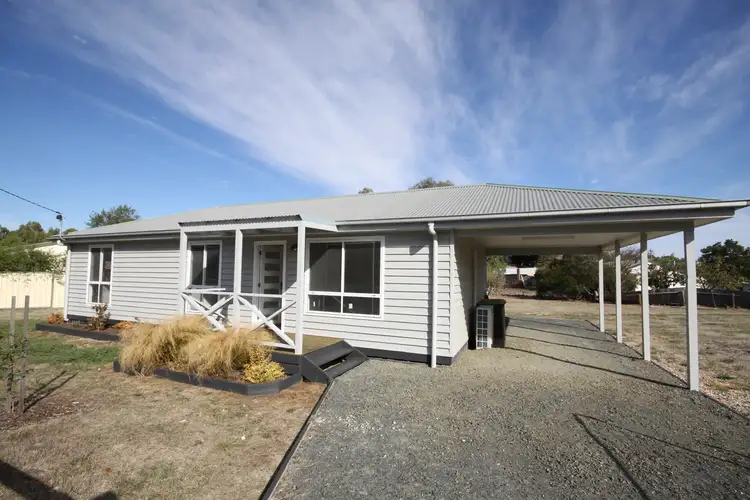 32 Olinda Street, Beaufort VIC 3373