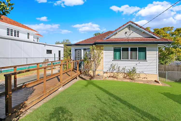 Second view of Homely house listing, 577 D'arcy Road, Carina QLD 4152