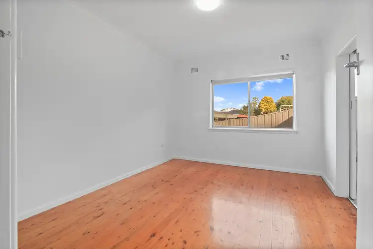 Third view of Homely apartment listing, 3/16 Kelvin Road, Coniston NSW 2500