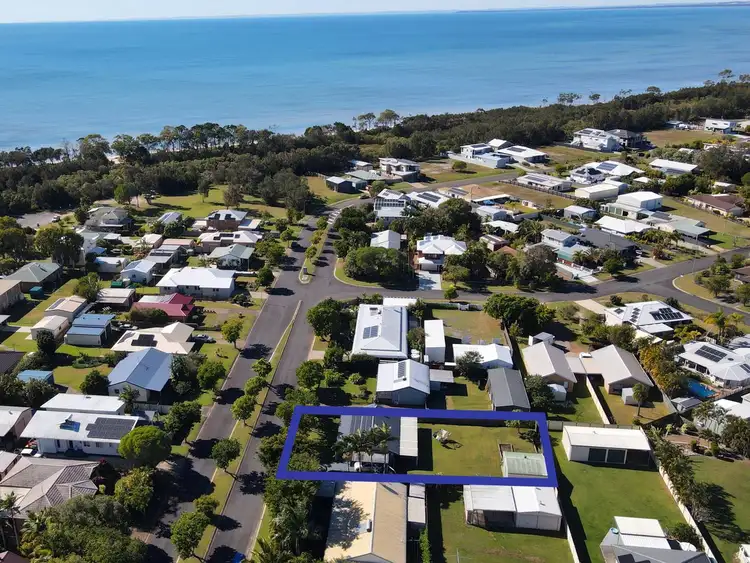 31 Beach Drive, Burrum Heads QLD 4659