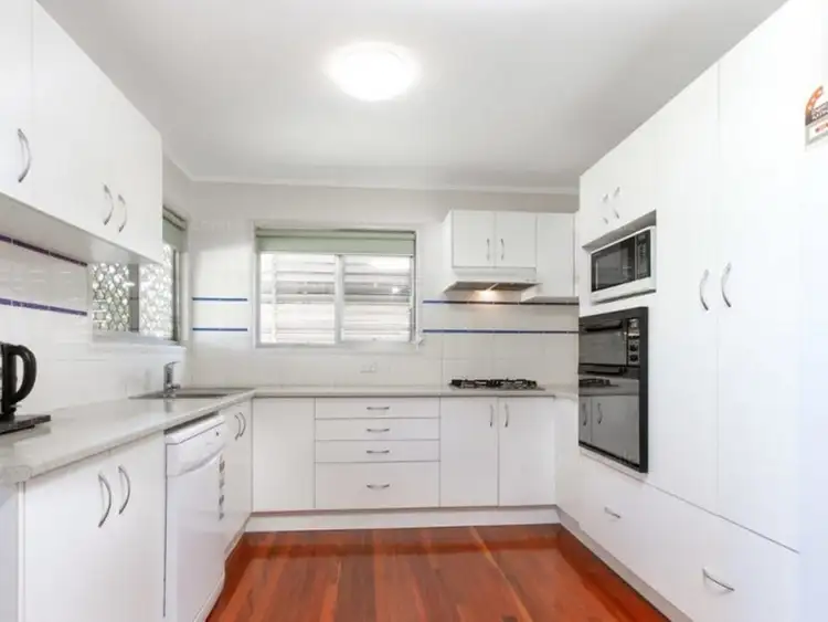 Main view of Homely house listing, 107 Pareena Crescent, Mansfield QLD 4122
