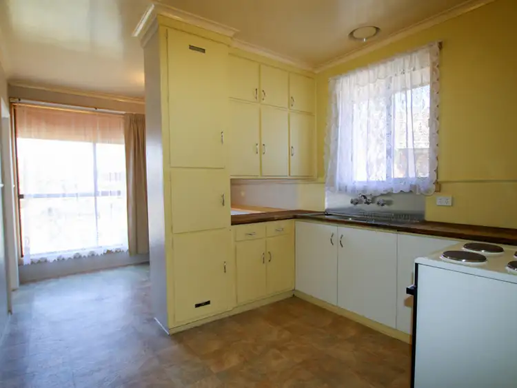 Fourth view of Homely house listing, 27 Fairfax Avenue, Warrnambool VIC 3280