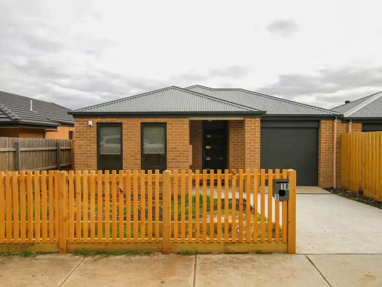 Main view of Homely house listing, 2/18 Botanic Road, Warrnambool VIC 3280