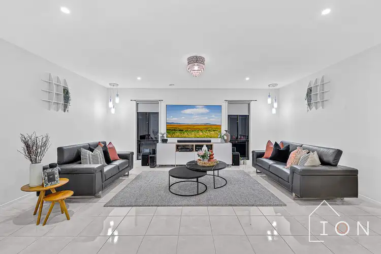 Fourth view of Homely house listing, 11 Gerda Grove, Cranbourne North VIC 3977