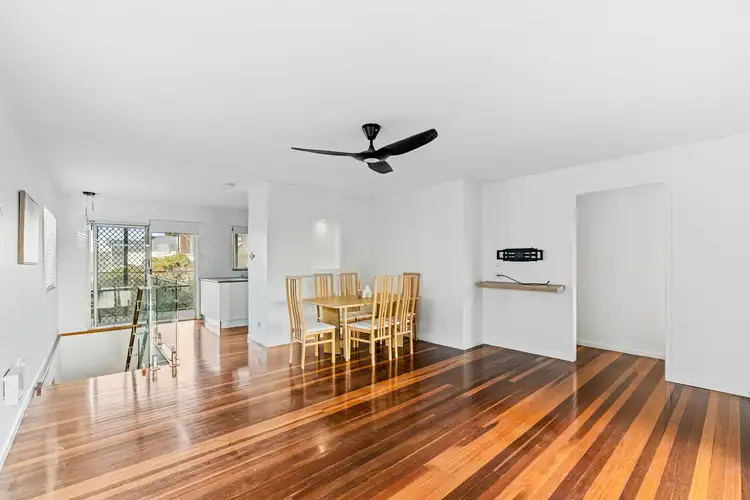 Fifth view of Homely house listing, 39 McIlwraith Avenue, Balmoral QLD 4171