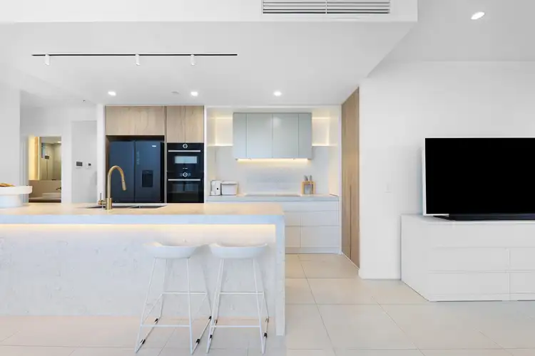 49/20 Executive Drive, Burleigh Waters QLD 4220