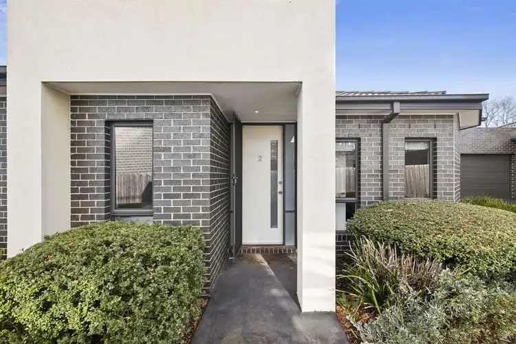 Main view of Homely unit listing, 2/33 Calthorpe Street, Gisborne VIC 3437