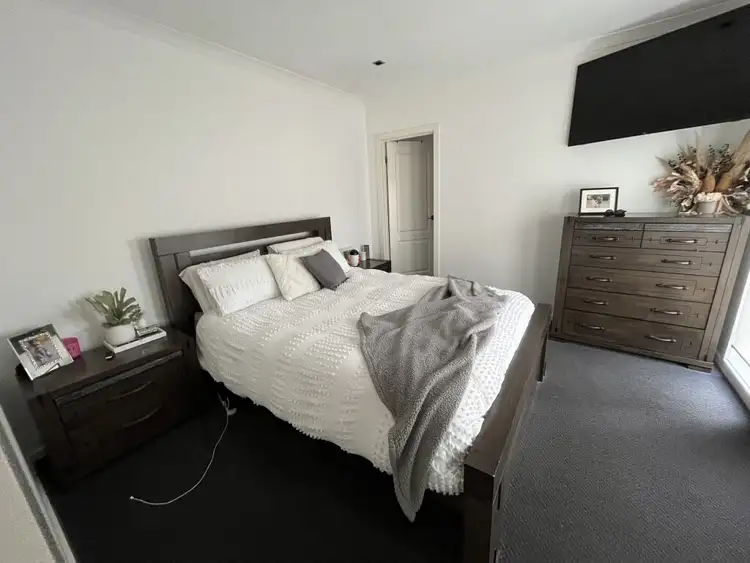 Second view of Homely house listing, 18 Sligo Court, Traralgon VIC 3844