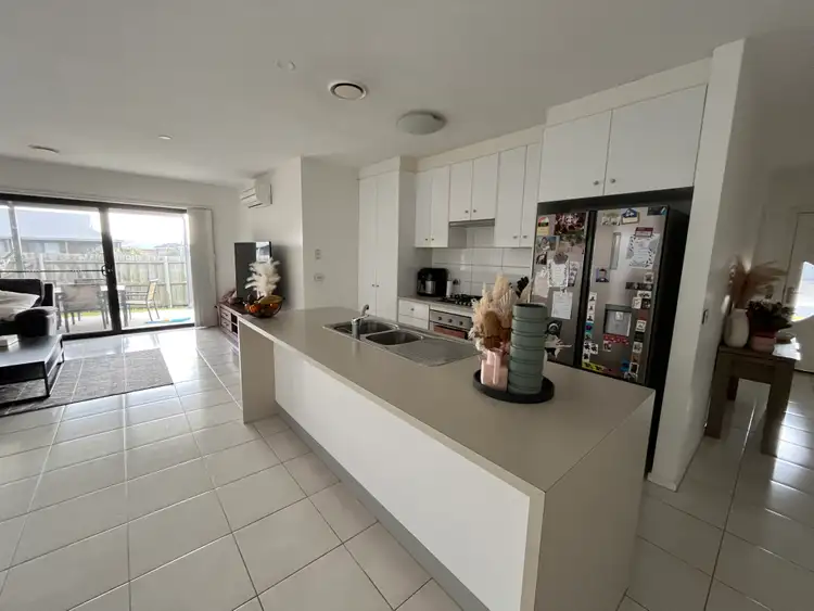 Fifth view of Homely house listing, 18 Sligo Court, Traralgon VIC 3844