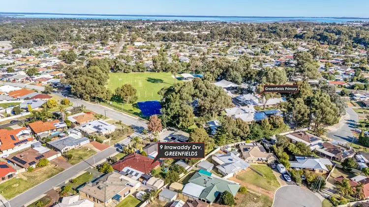 9 Irrawaddy Drive, Greenfields WA 6210