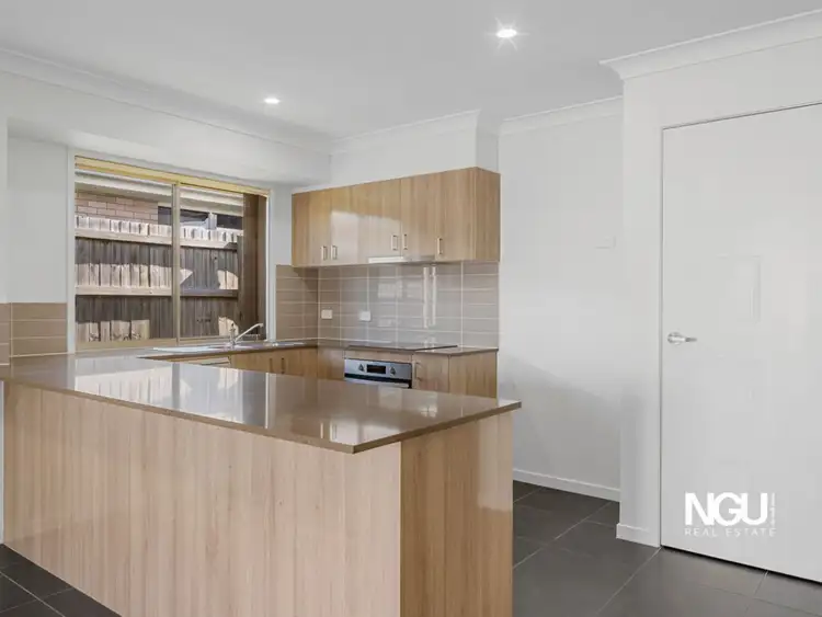 Sixth view of Homely house listing, 8 Wright Crescent, Flinders View QLD 4305
