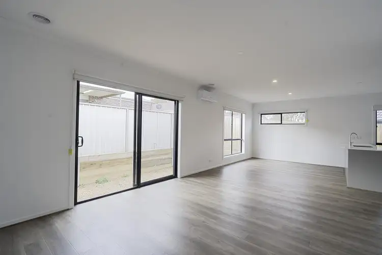 Fifth view of Homely house listing, 6 Rita Crescent, Brookfield VIC 3338