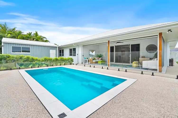 14 Red Emperor Way, Lammermoor QLD 4703