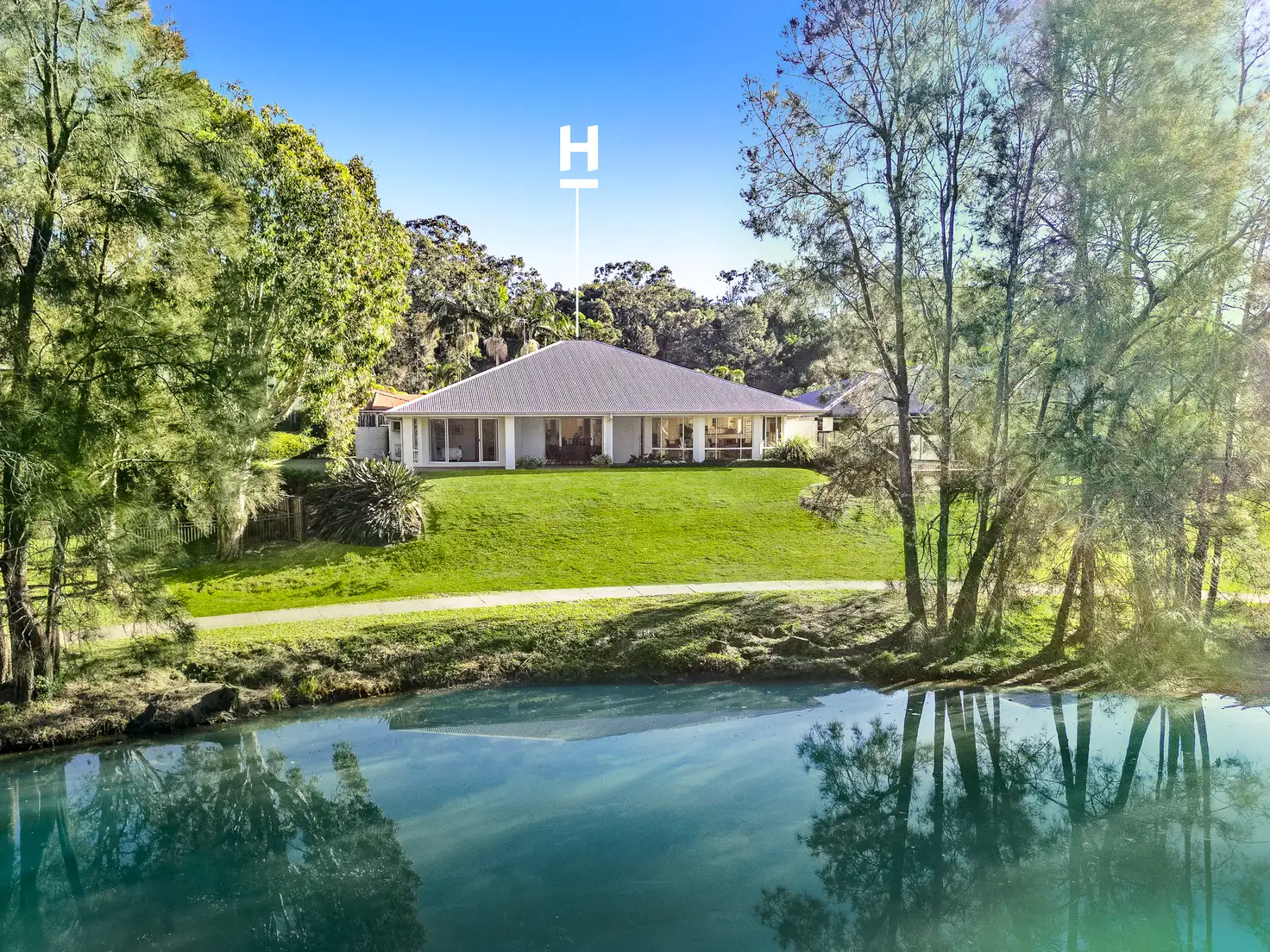 Main view of Homely house listing, 8 Pultenea Court, Elanora QLD 4221