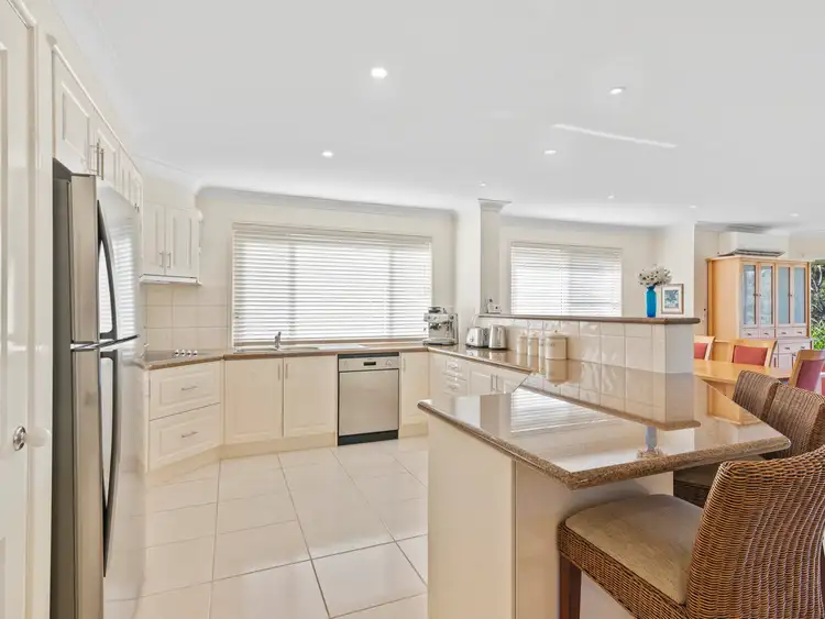 Sixth view of Homely house listing, 8 Pultenea Court, Elanora QLD 4221