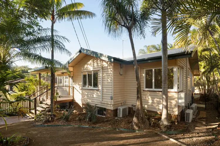 51 Park Street, Coorparoo QLD 4151