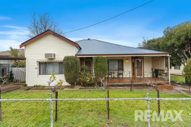 5 Cedric Street, Junee NSW 2663