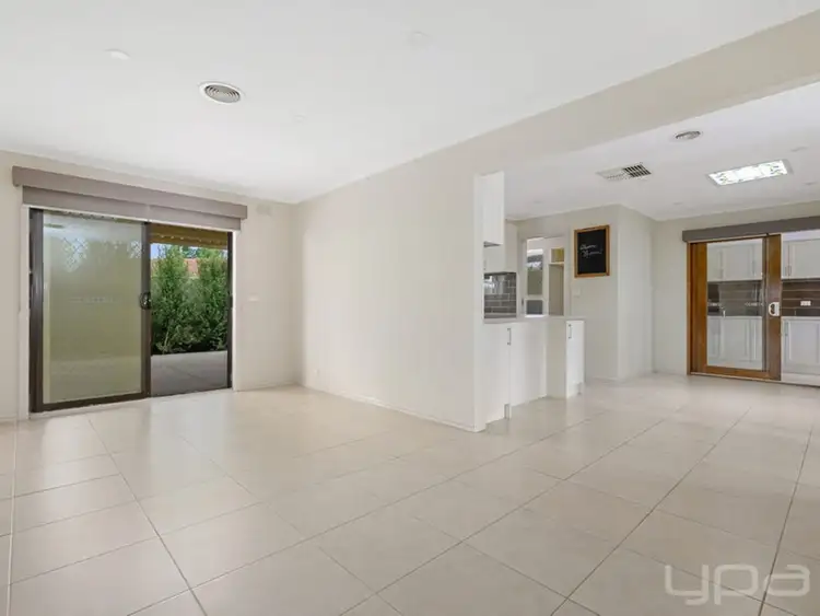 Third view of Homely house listing, 3 Bruthen Court, Brookfield VIC 3338