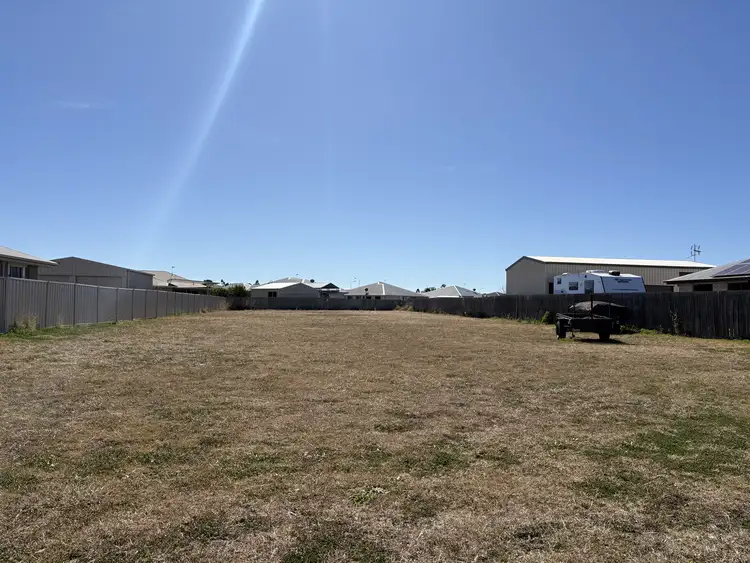 24 Diggers Drive, Dalby QLD 4405