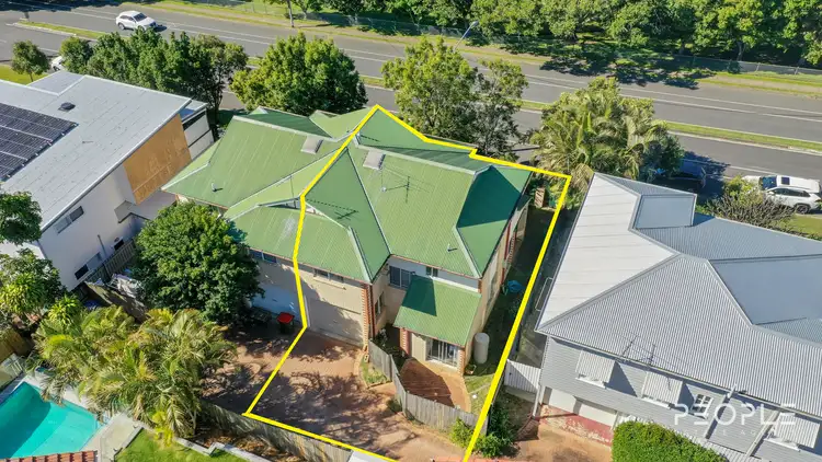 Sixth view of Homely townhouse listing, 2/72 Henderson Street, Camp Hill QLD 4152