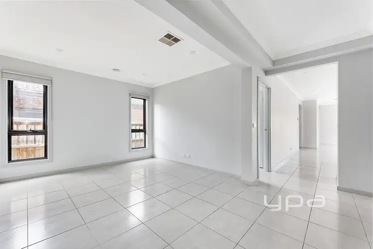 Fifth view of Homely house listing, 2 Twigrush Place, Brookfield VIC 3338
