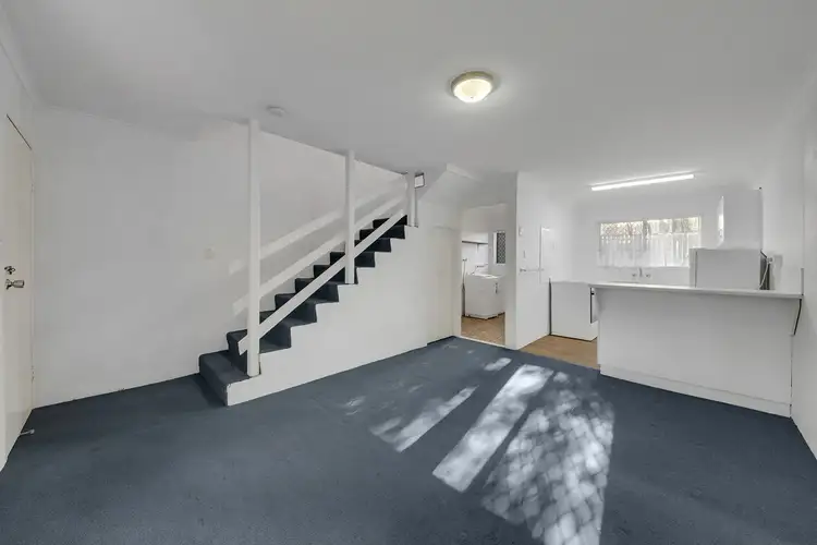 Fourth view of Homely flat listing, 4B/61 Tank Street, Gladstone Central QLD 4680