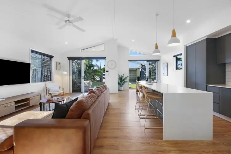86 Chainey Avenue, Miami QLD 4220