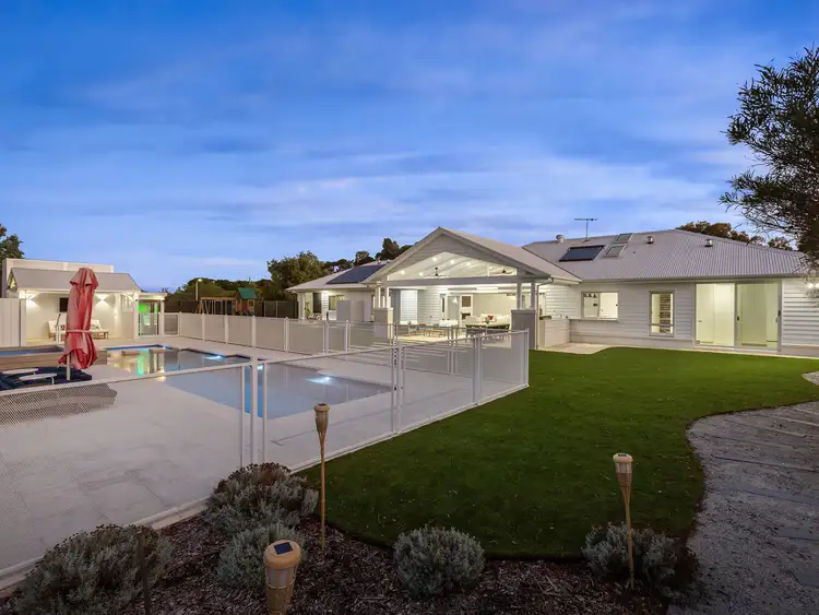1 Kay Close, Torquay VIC 3228