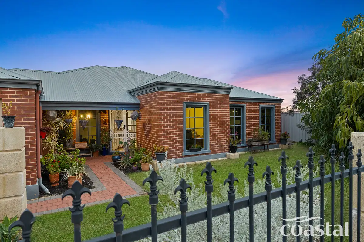 Main view of Homely house listing, 4 Peregrine Court, Singleton WA 6175