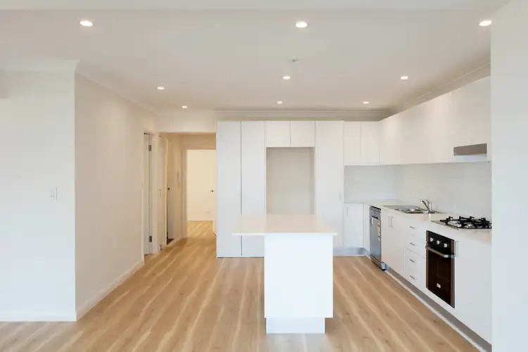 Third view of Homely apartment listing, 28/4 Ithaca Road, Elizabeth Bay NSW 2011