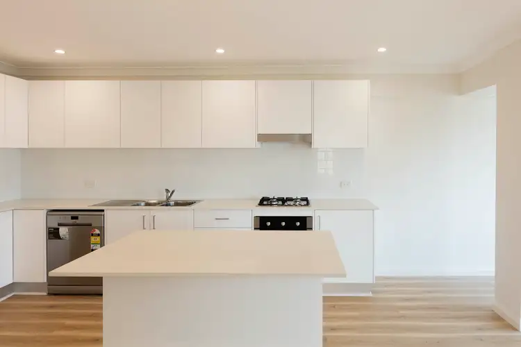 Fourth view of Homely apartment listing, 28/4 Ithaca Road, Elizabeth Bay NSW 2011